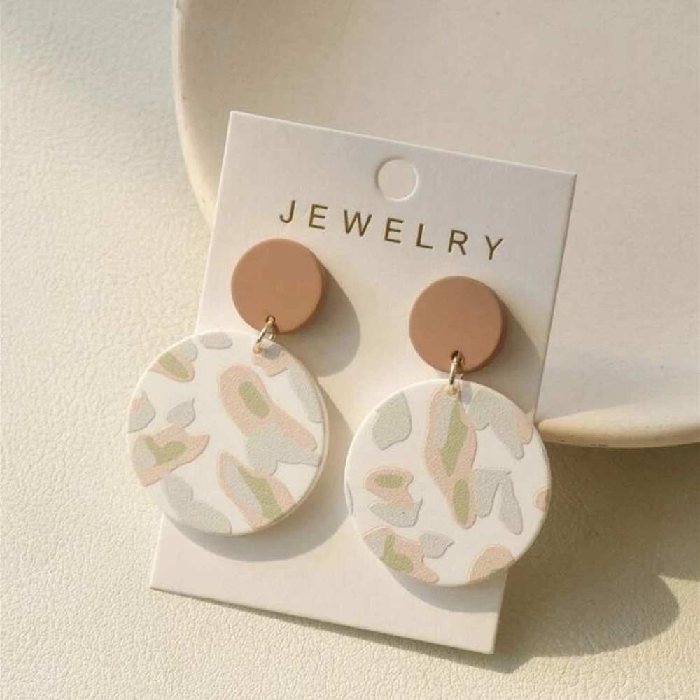 1pair Fashionable Color Block Round Drop Earrings.